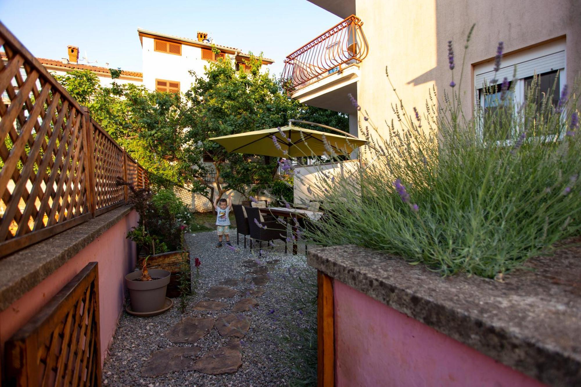 Apartment Beba Rovinj Exteriör bild