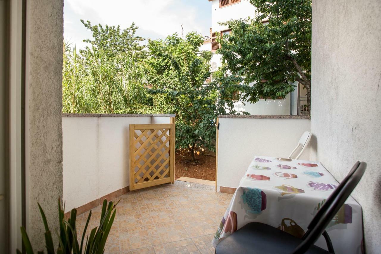 Apartment Beba Rovinj Exteriör bild
